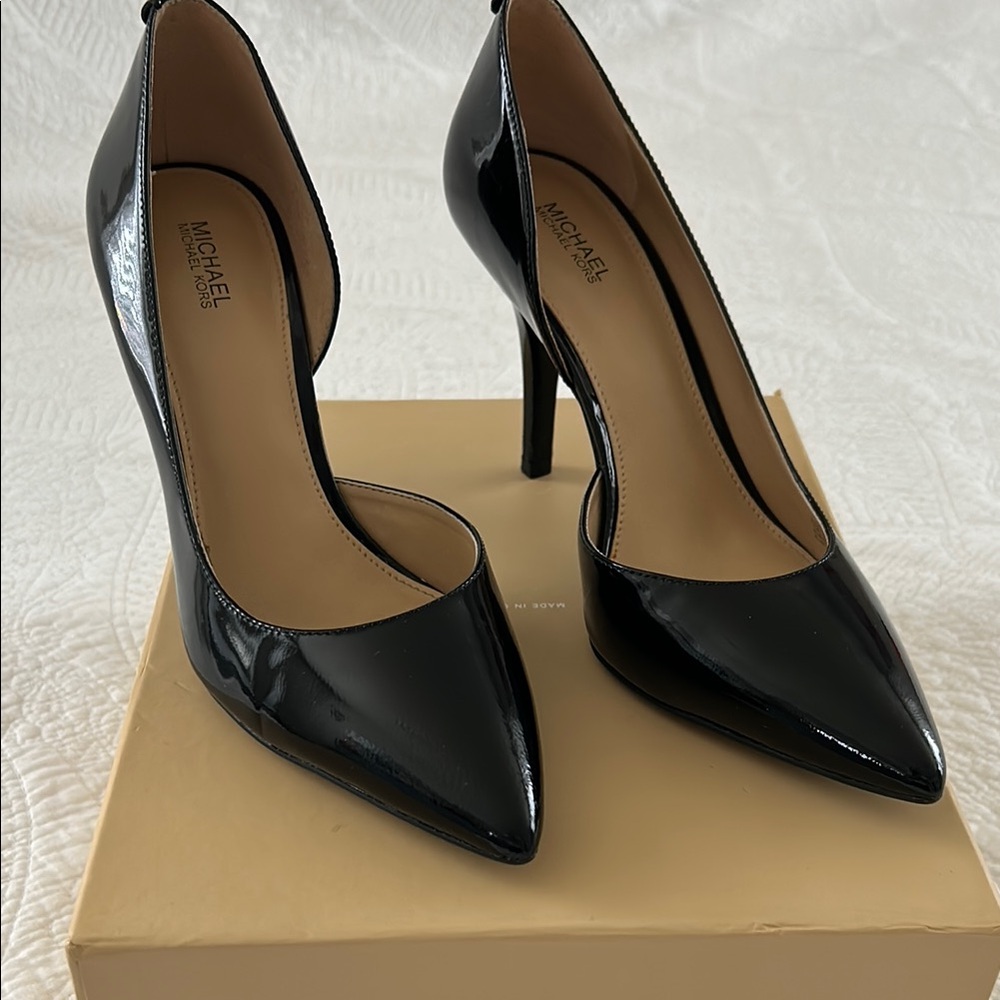 Michael Kors Glossy Black Heels